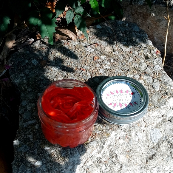 Shea butter an cocobutter whipped body butter 😊 - Picture 1 of 2